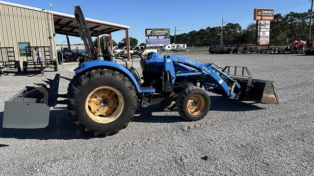 Image of New Holland TC40 equipment image 3