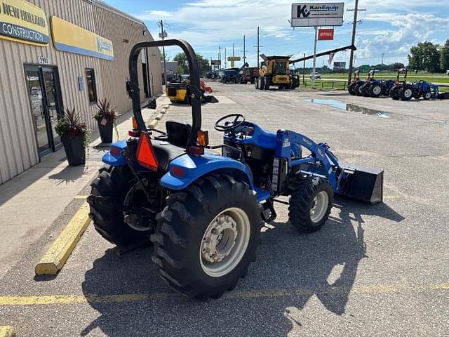 Image of New Holland TC45 equipment image 3