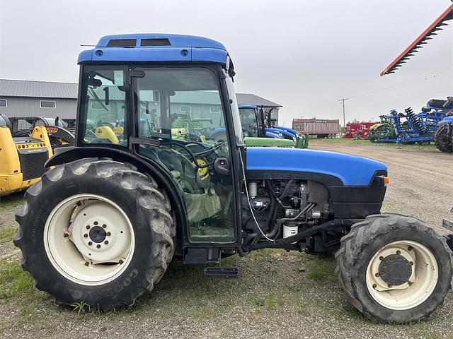 Image of New Holland TN90F equipment image 1