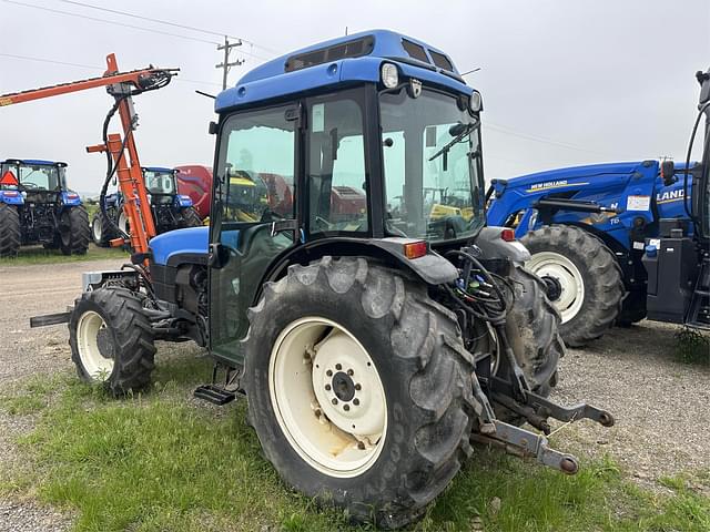 Image of New Holland TN90F equipment image 4