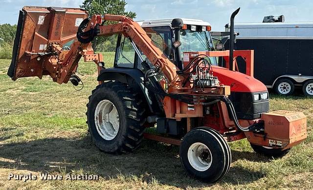 Image of New Holland TS100 equipment image 2