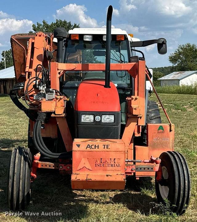 Image of New Holland TS100 equipment image 1