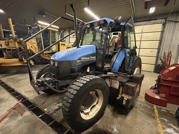 Image of New Holland TS110 equipment image 3