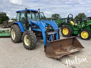 2001 New Holland TS110 Image