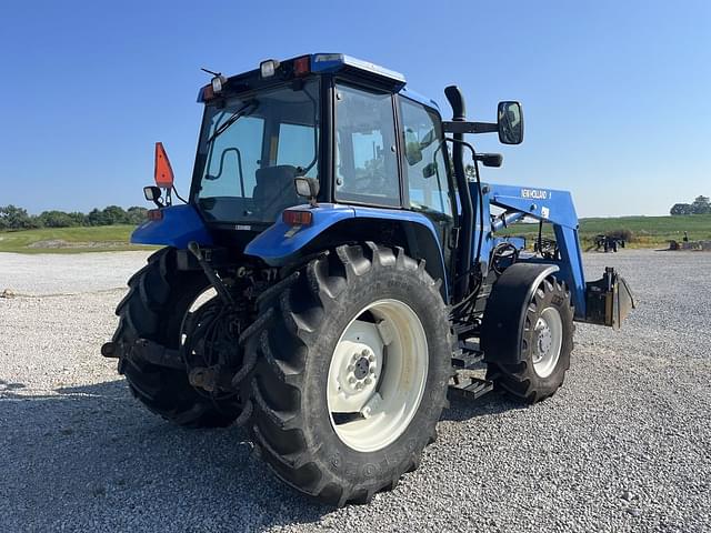 Image of New Holland TS110 equipment image 3