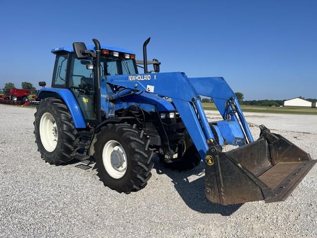 Image of New Holland TS110 equipment image 2