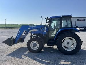 2001 New Holland TS110 Image
