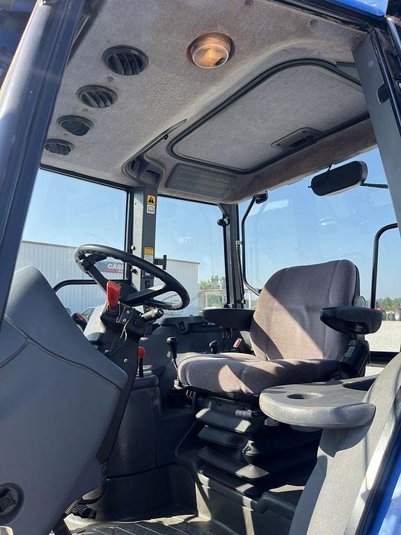Image of New Holland TS110 equipment image 4