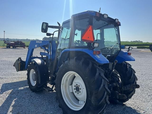 Image of New Holland TS110 equipment image 1