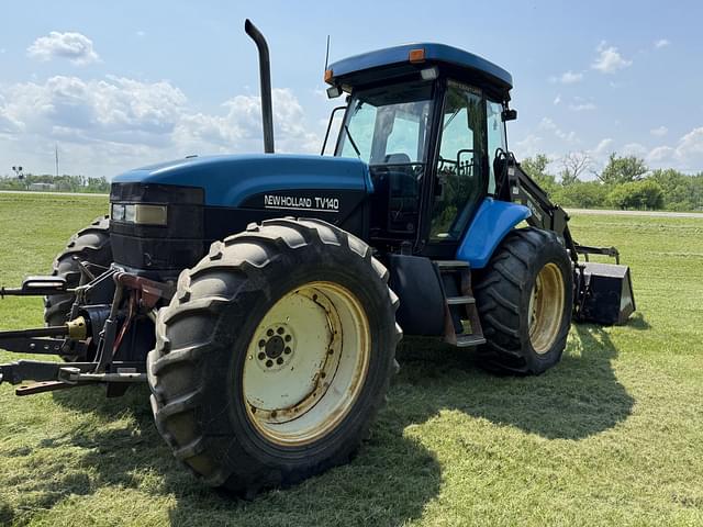 Image of New Holland TV140 equipment image 2