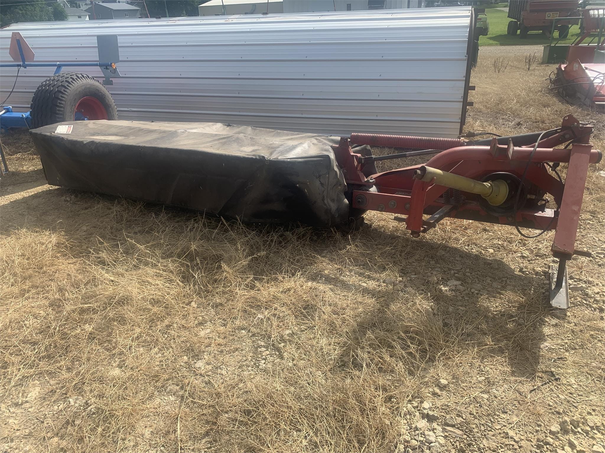 2001 New Idea 5409 Equipment Image0