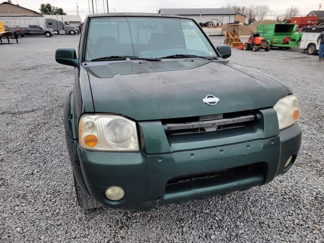 Image of Nissan Frontier equipment image 3