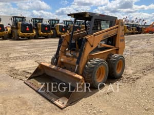 2001 Case 1845 Image