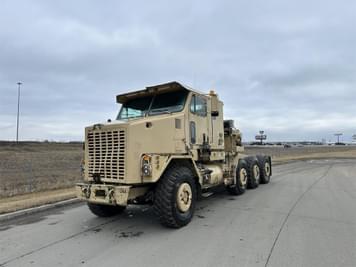 Main image Oshkosh M1070