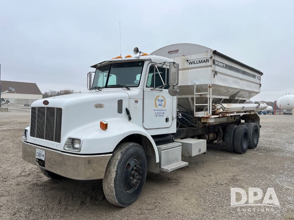 2001 Peterbilt 330 Equipment Image0