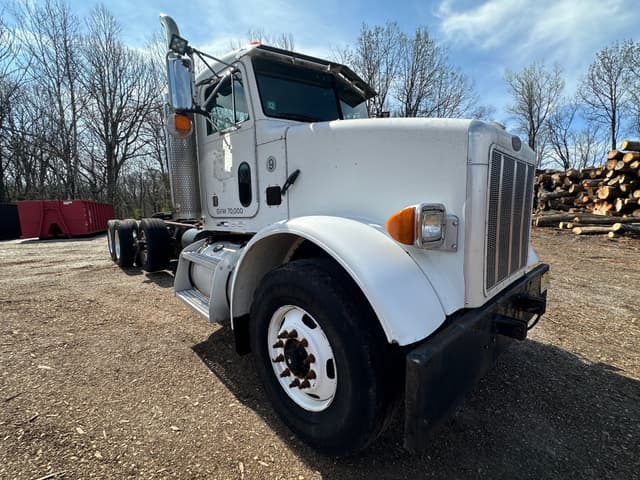 Image of Peterbilt 357 equipment image 3