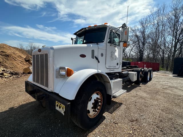 Image of Peterbilt 357 equipment image 1