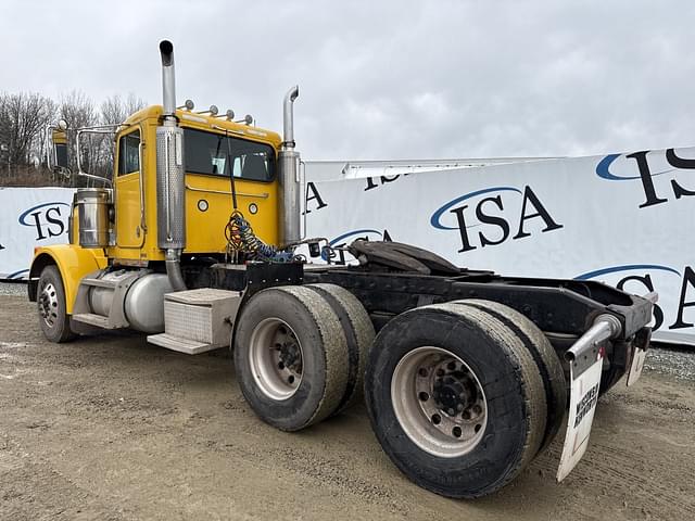 Image of Peterbilt 378 equipment image 2