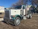 2001 Peterbilt 379 Image