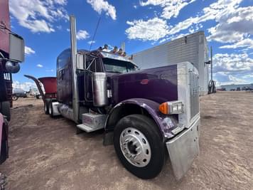 Main image Peterbilt 379