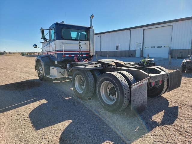 Image of Peterbilt 379 equipment image 3