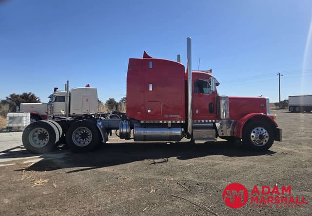 Image of Peterbilt 379 equipment image 2
