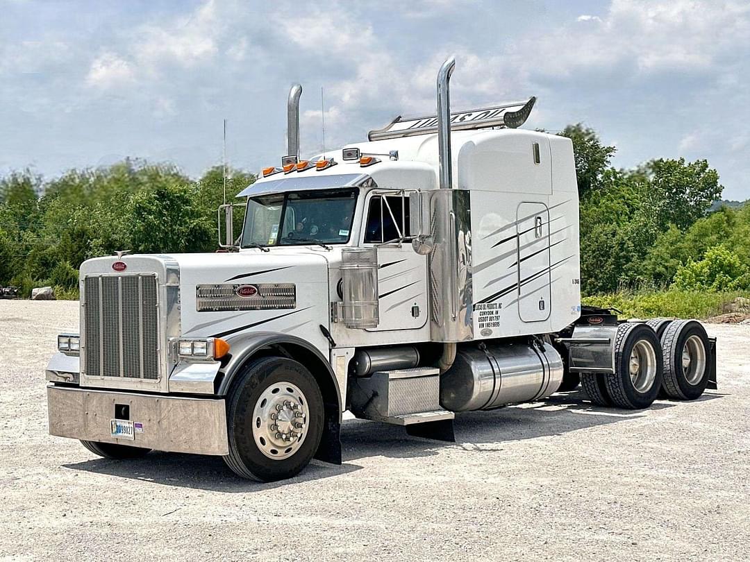 Image of Peterbilt 379 Primary image