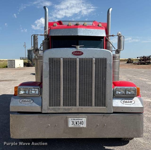 Image of Peterbilt 379 equipment image 1