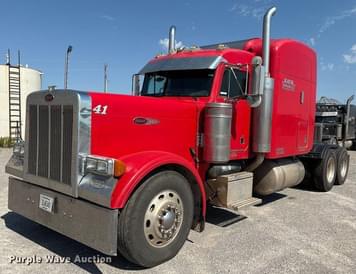 Main image Peterbilt 379