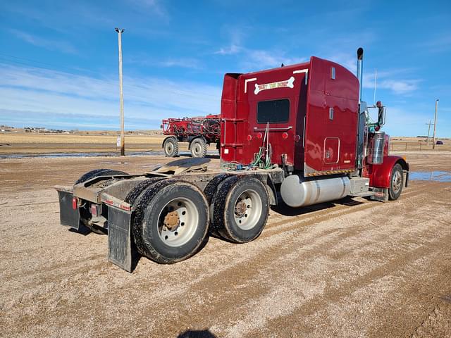 Image of Peterbilt 379 equipment image 2