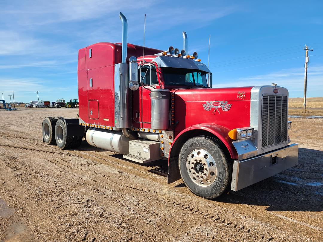 Image of Peterbilt 379 Primary image