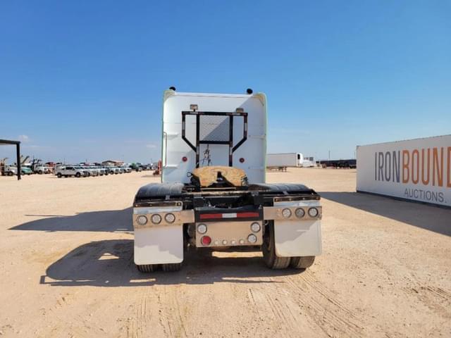 Image of Peterbilt 379 equipment image 3