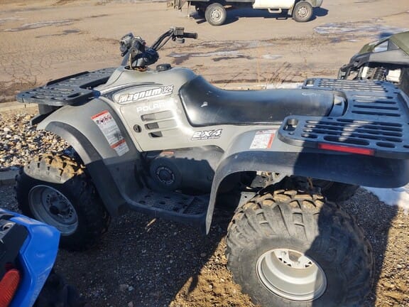 Main image Polaris Magnum 325