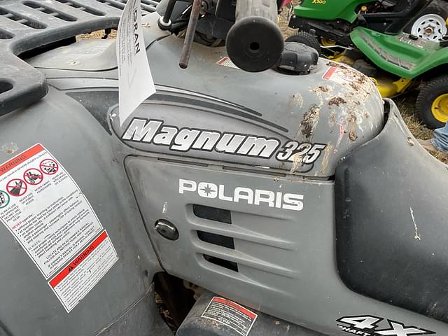 Image of Polaris Magnum 325 equipment image 3