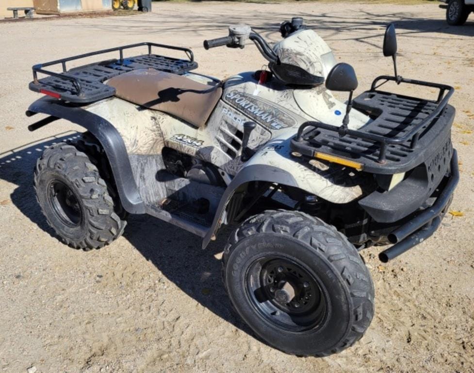 2001 Polaris Sportsman 500 Equipment Image0