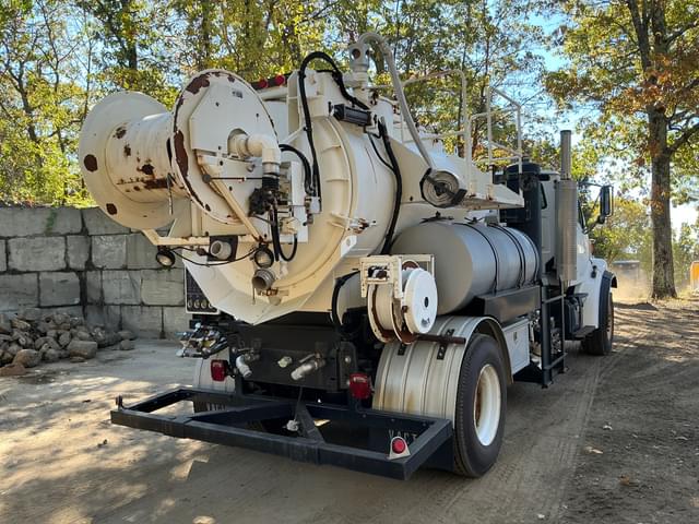Image of Sterling L7500 equipment image 4