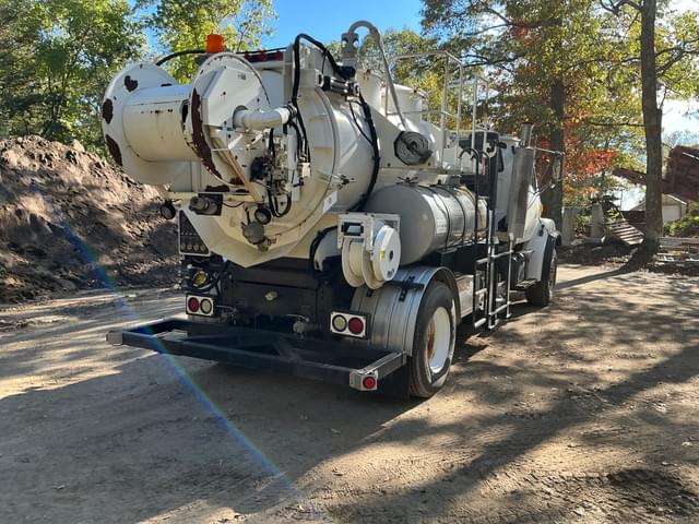 Image of Sterling L7500 equipment image 4