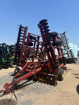 2001 Sunflower 4232-23 Image