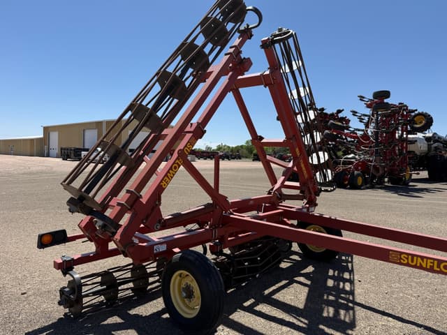 Image of Sunflower 7231 equipment image 2