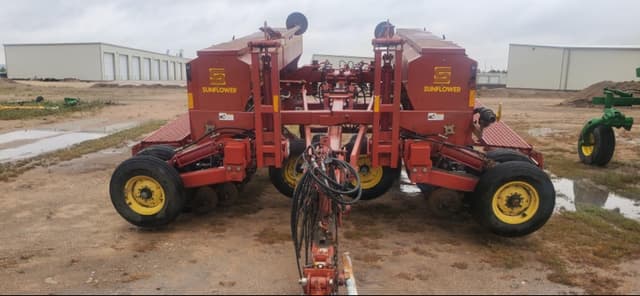 Image of Sunflower 9421-30 equipment image 1