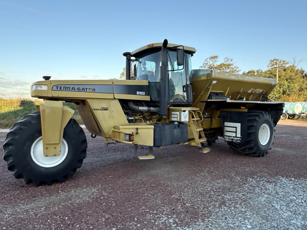 Image of Ag-Chem Terra-Gator 8103 Primary image