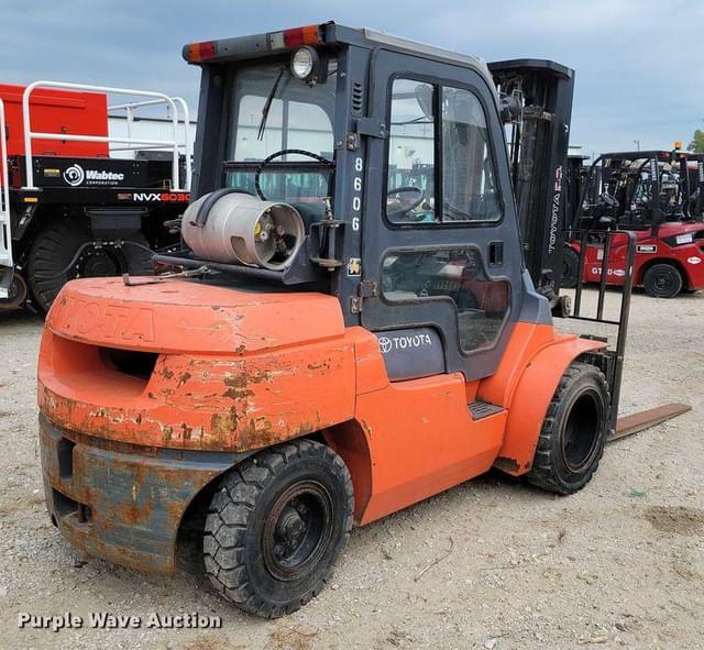 Image of Toyota 7FGU35 equipment image 4