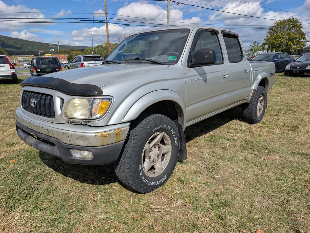 Image of Toyota Tacoma Primary image