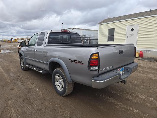 Image of Toyota Tundra equipment image 4