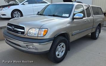 Main image Toyota Tundra SR5