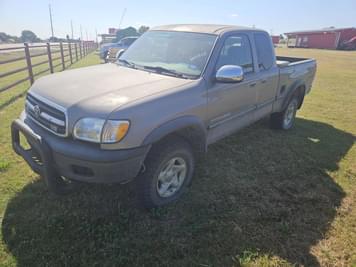 Main image Toyota Tundra SR5