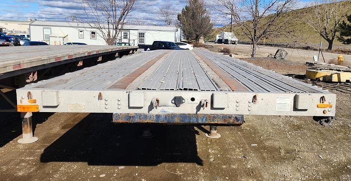 Image of Transcraft Eagle Super Beam Flatbed Primary image