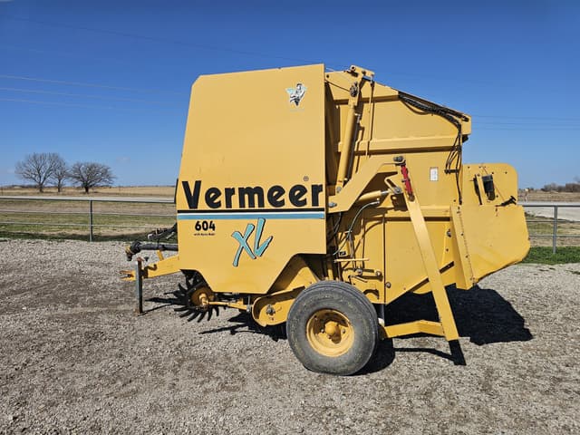 Image of Vermeer 604XL equipment image 2