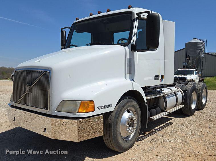 Image of Volvo VNM Primary image