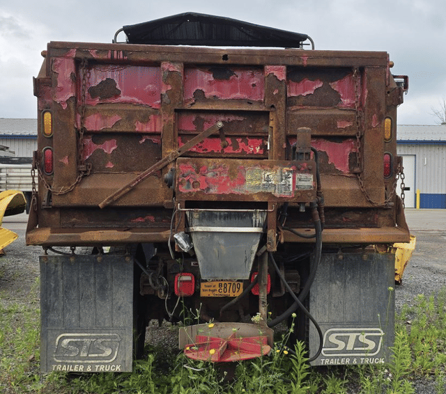 Image of Volvo WG equipment image 2
